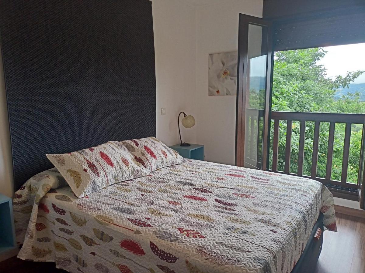 La Casa De Nuria Guest House กังกัส เด โอนิส ภายนอก รูปภาพ