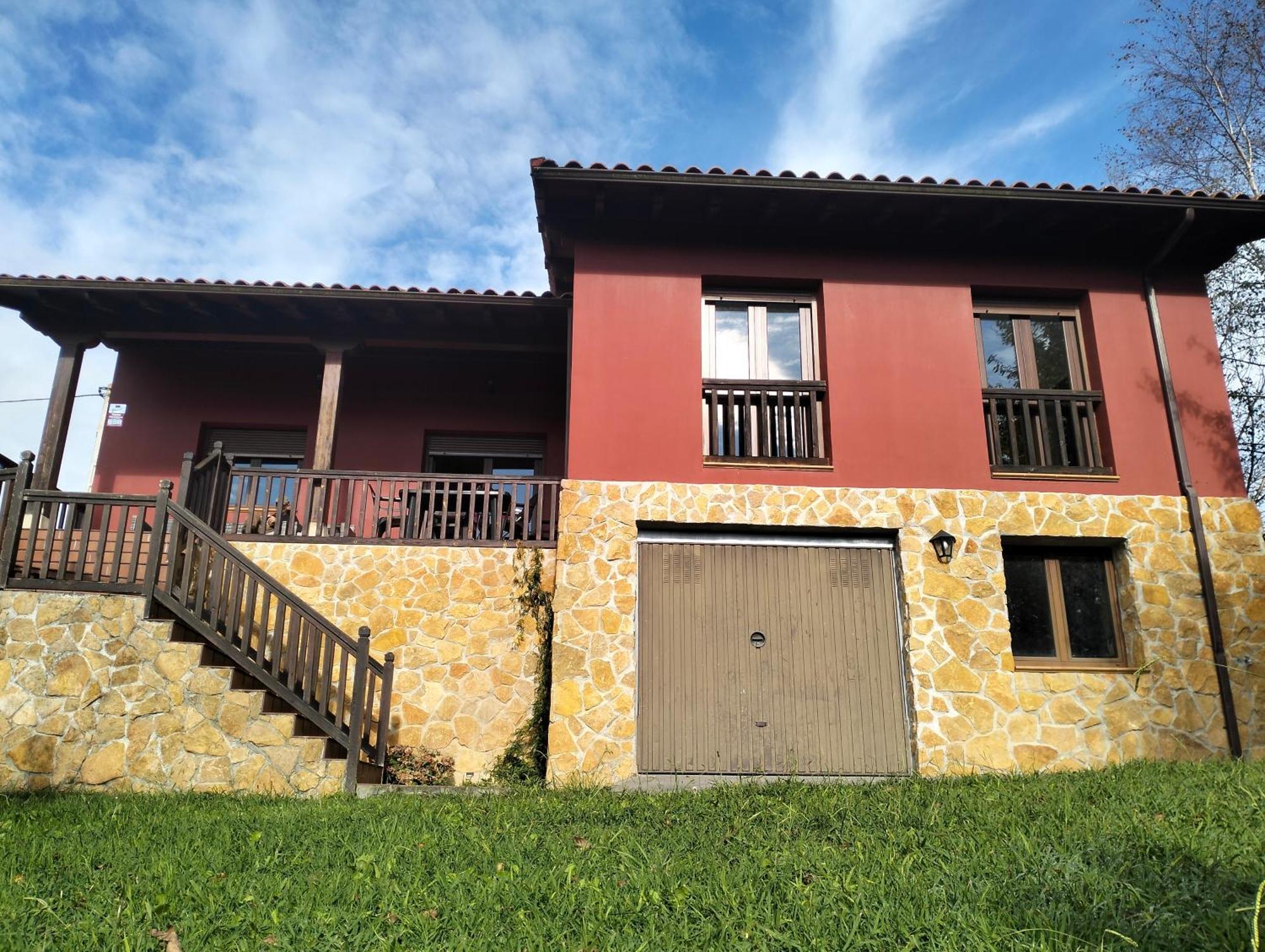 La Casa De Nuria Guest House กังกัส เด โอนิส ภายนอก รูปภาพ
